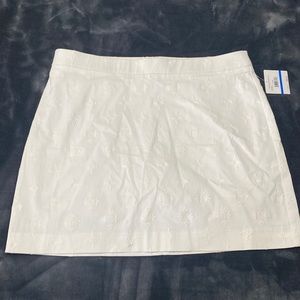NWT White Eyelet Detail Skort